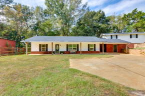 Rural Retreat with Covered Porch Near Jackson